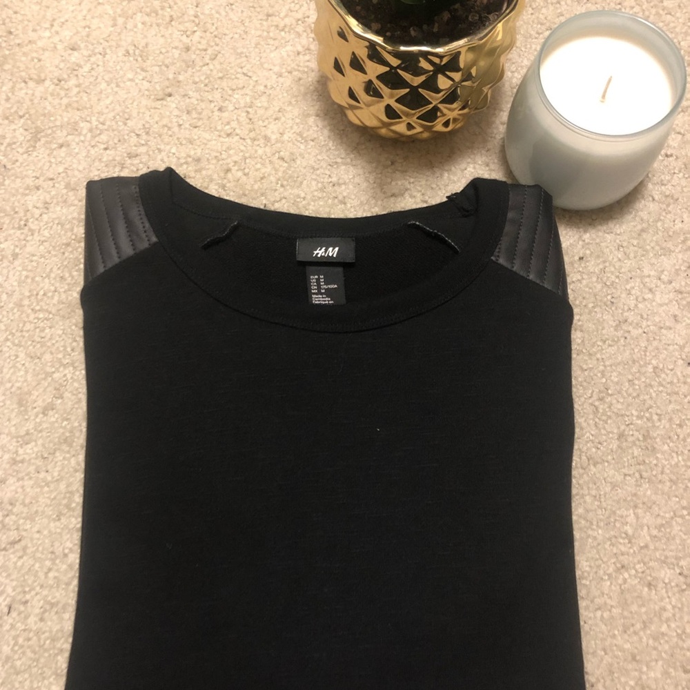 H&M Crewneck Sweater